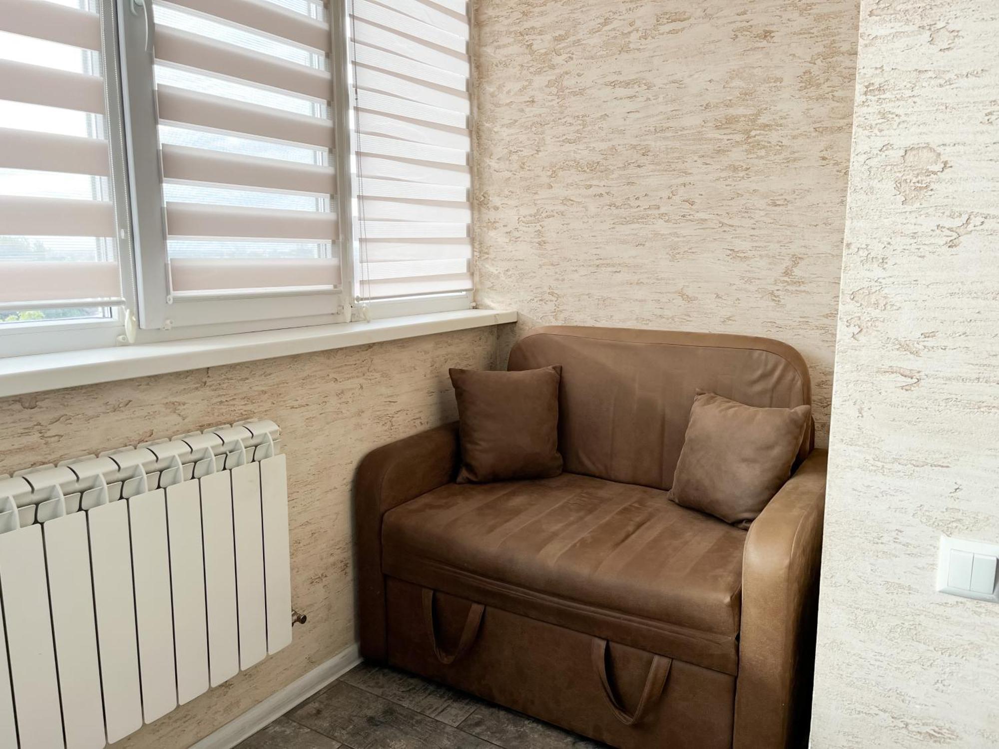 キエフ0147 New Flat Near Airport Zhulyany Sofievskaya Borshchagovkaアパートメント エクステリア 写真